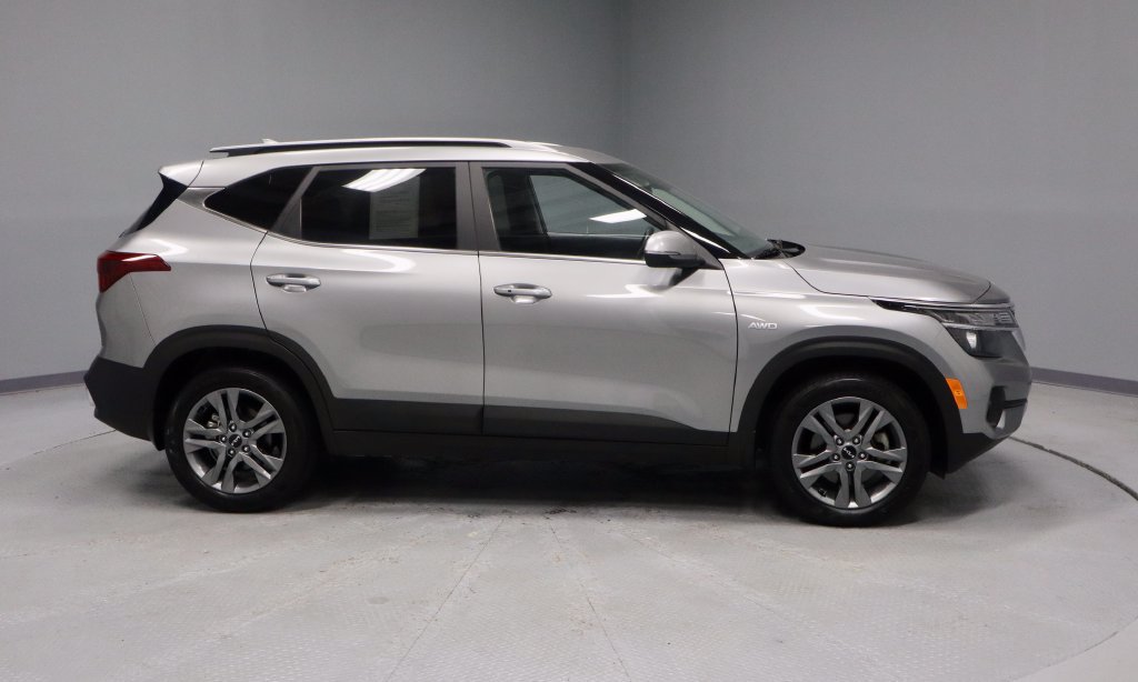 Used 2023 Kia Seltos S AWD/4WD image 9