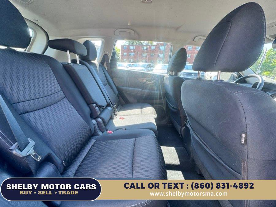 Used 2018 Nissan Rogue S FWD image 15