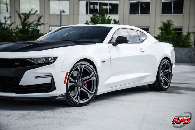 Used 2019 Chevrolet Camaro SS RWD image 41