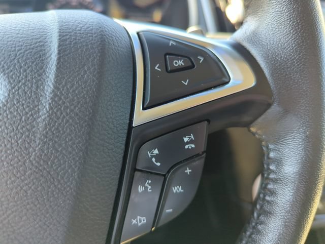 Used 2016 Ford Edge SEL w/ Equipment Group 201A FWD image 39
