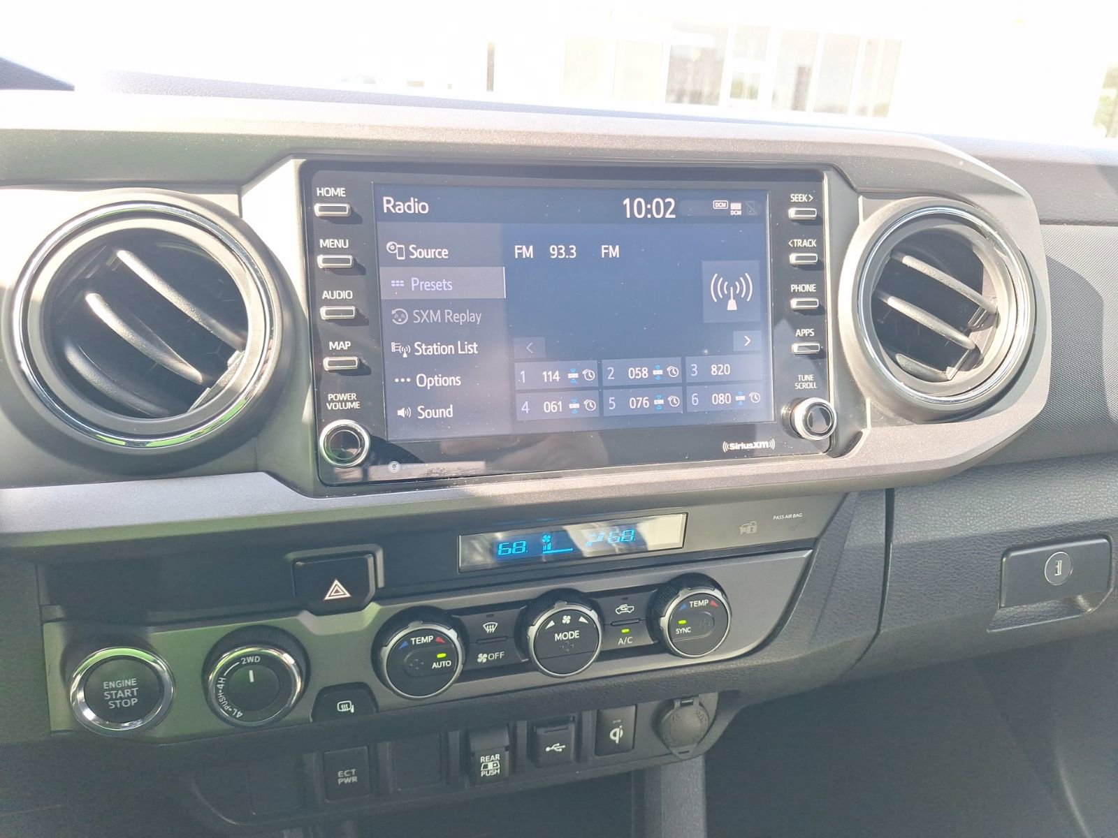 Used 2023 Toyota Tacoma TRD Sport AWD/4WD image 28