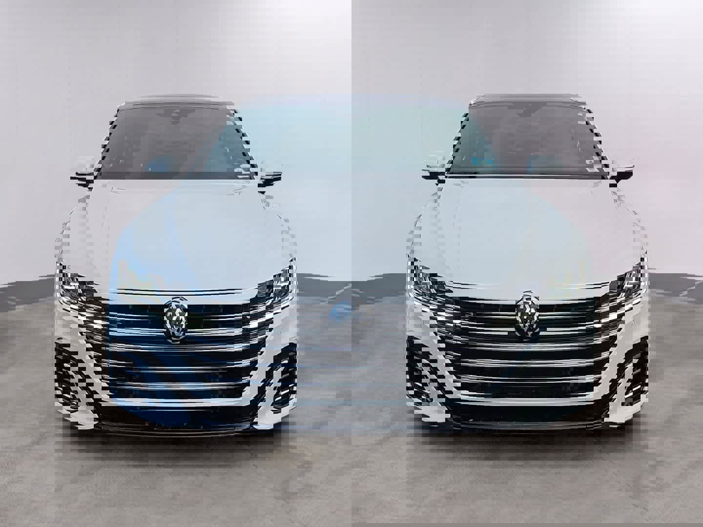 Used 2023 Volkswagen Arteon SEL AWD/4WD image 2