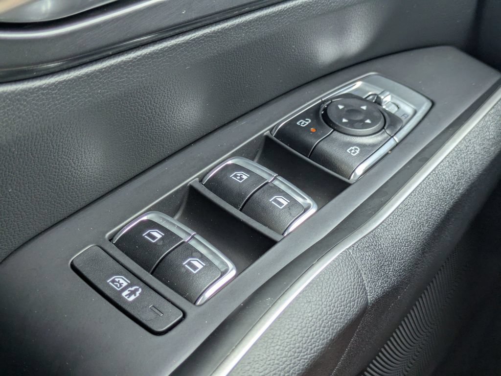 Used 2025 Kia Sorento EX w/ Panoramic Sunroof Package FWD image 25