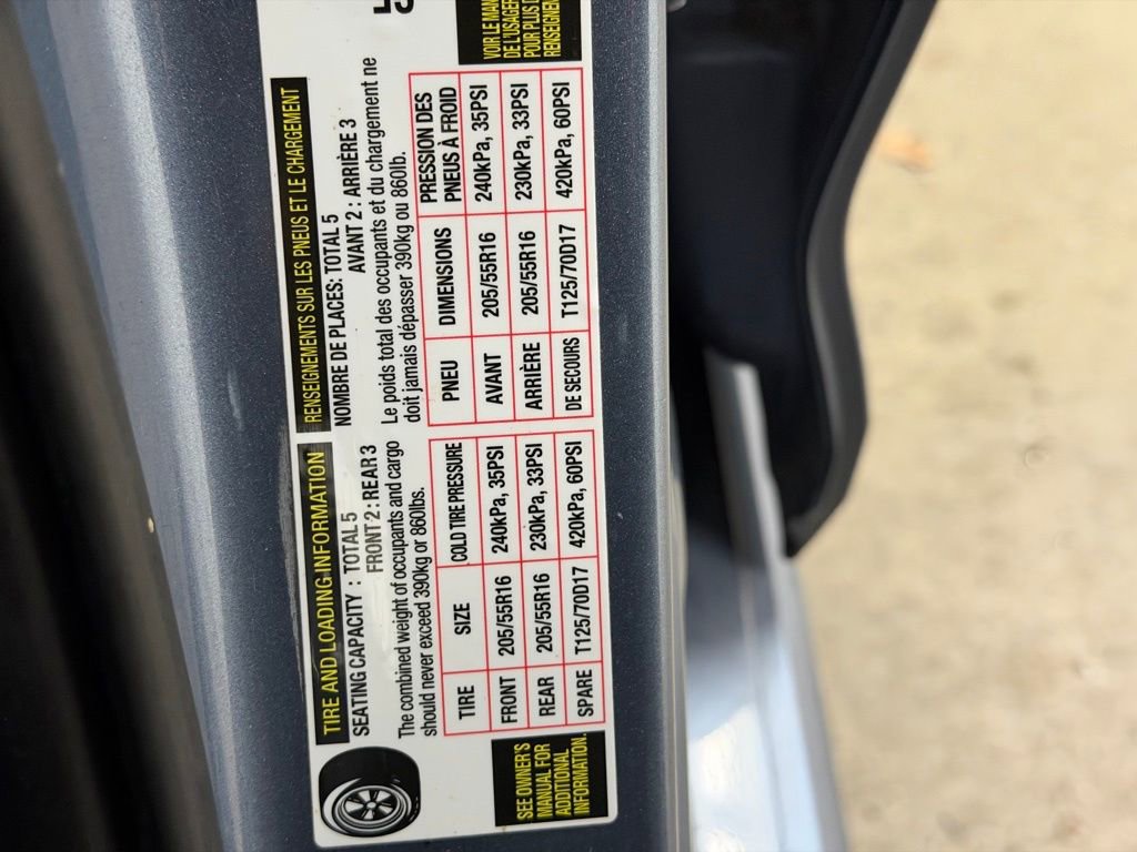 Used 2024 Toyota Corolla LE image 32