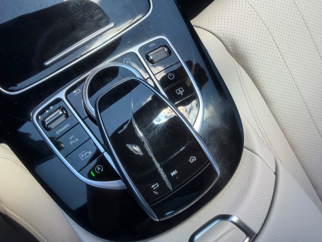 Used 2018 Mercedes-Benz E 300 4MATIC image 17