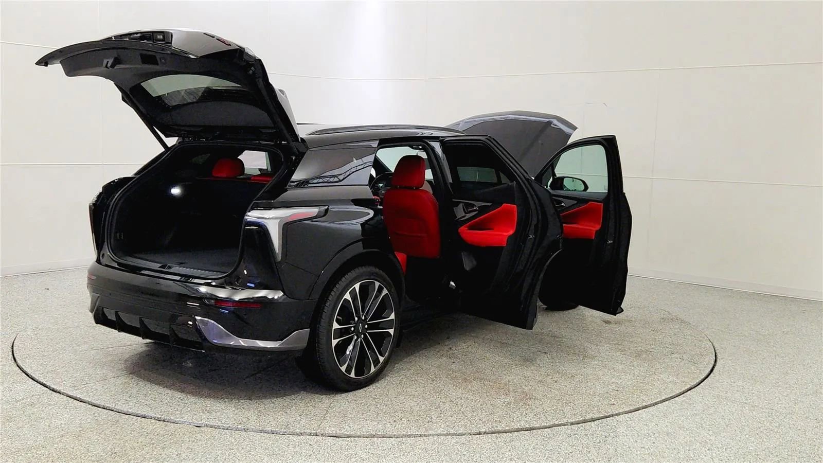 New 2026 Chevrolet Blazer EV SS image 16