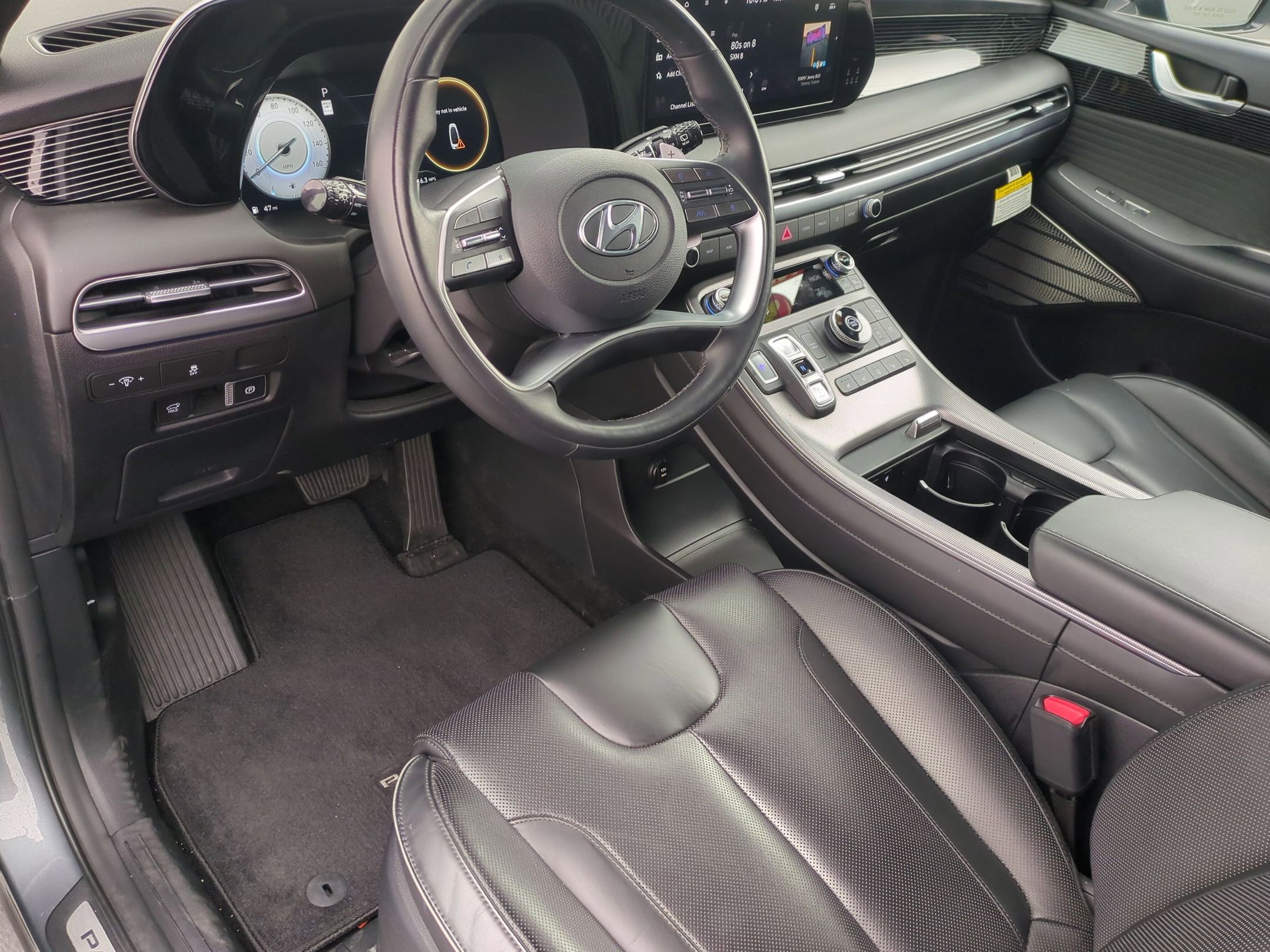 Used 2024 Hyundai Palisade Calligraphy image 22