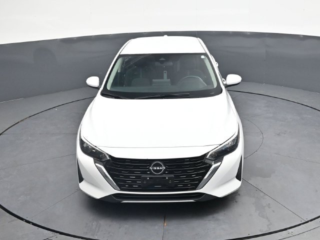 Used 2025 Nissan Sentra SV FWD image 30