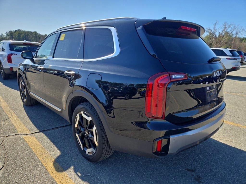 Used 2025 Kia Telluride S AWD/4WD image 8