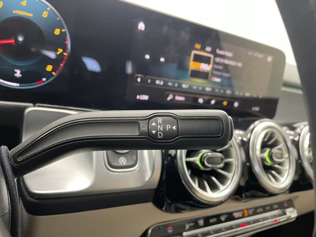Certified 2022 Mercedes-Benz GLB 250 4MATIC image 27