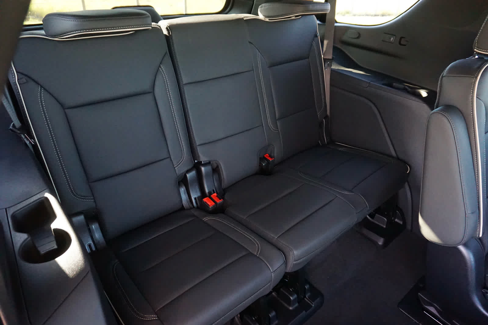 New 2027 GMC Yukon Elevation w/ Technology Package AWD/4WD image 35