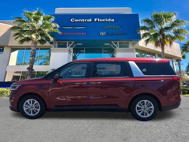 Used 2024 Kia Carnival LX image 8