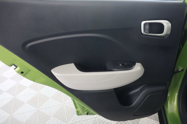 Used 2023 Hyundai Venue SEL w/ Cargo Package image 24