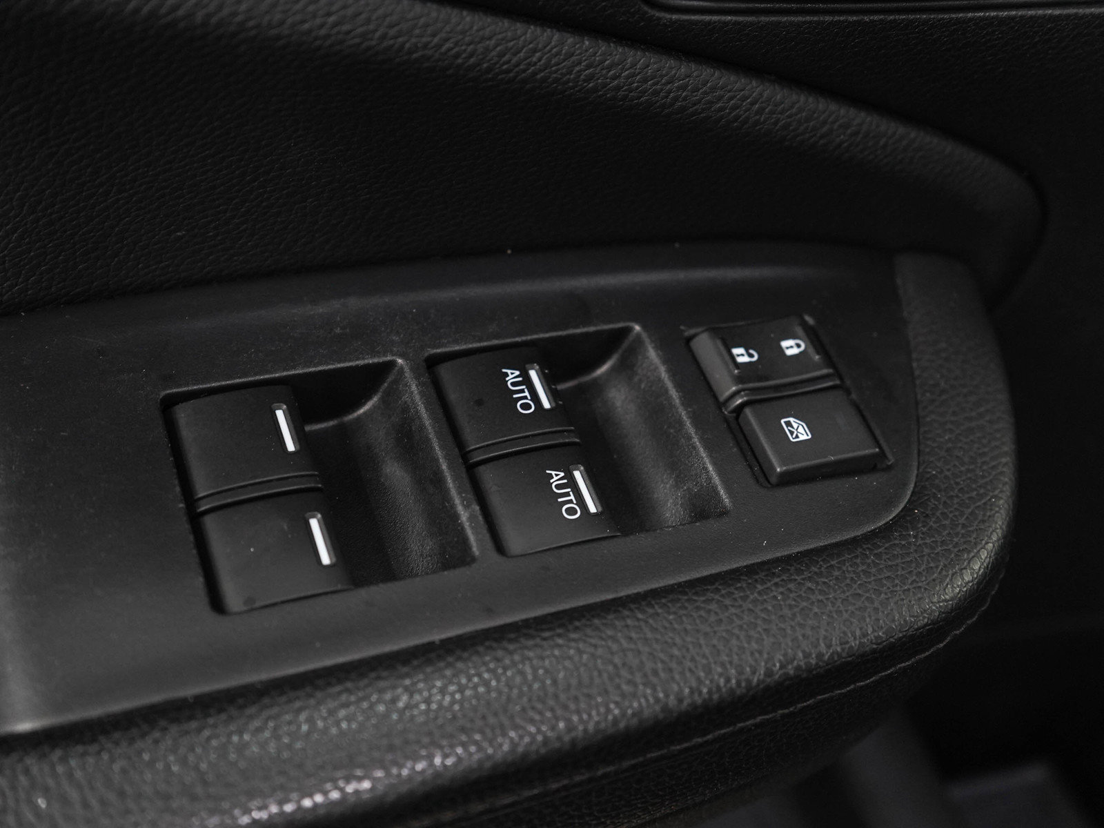 Used 2021 Honda Pilot Black Edition image 23
