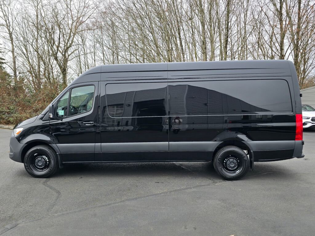 New 2025 Mercedes-Benz Sprinter 2500 image 3