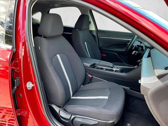 Used 2024 Hyundai Sonata SEL w/ Convenience Package image 9