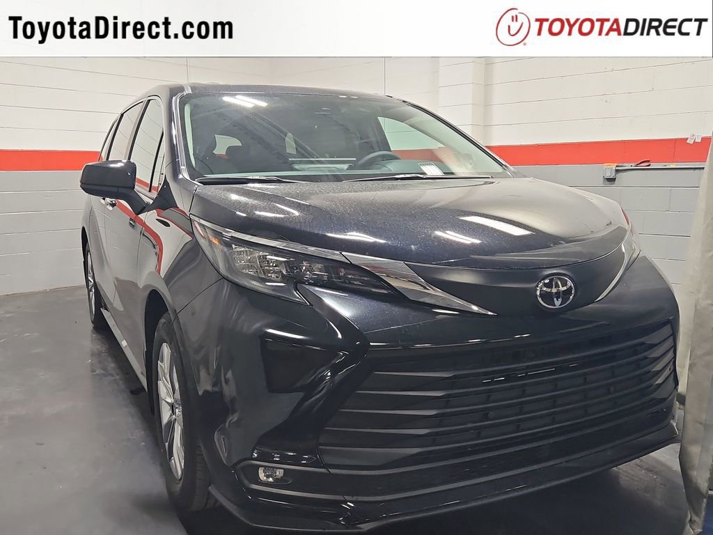 New 2026 Toyota Sienna XLE
