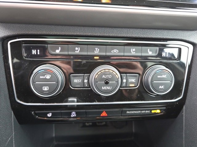 Used 2019 Volkswagen Atlas SEL Premium image 5