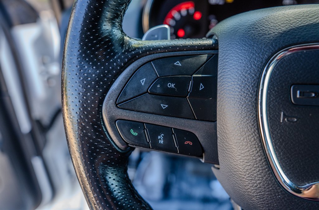Used 2020 Dodge Durango R/T w/ Blacktop Package AWD/4WD image 15