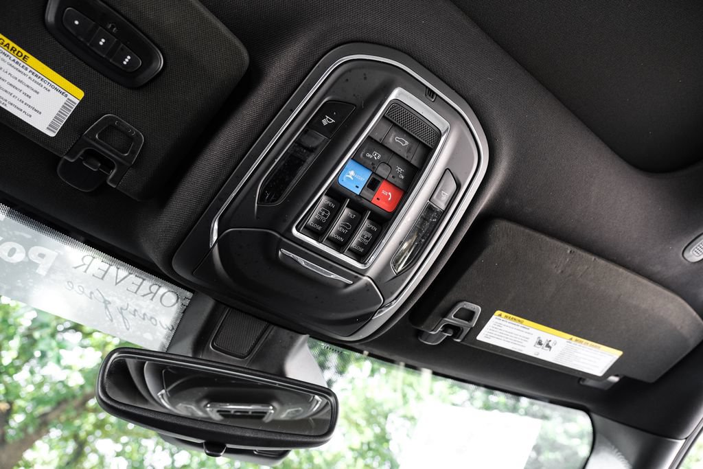 Used 2023 Jeep Grand Cherokee Limited RWD image 39