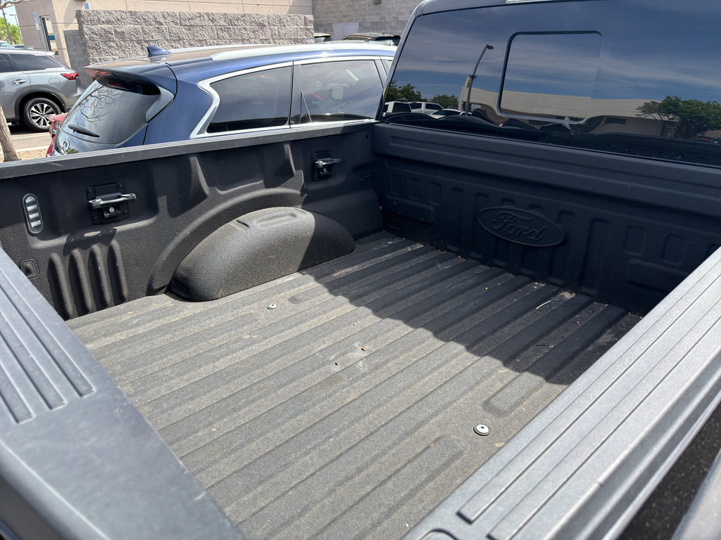 Used 2017 Ford F150 Raptor w/ Equipment Group 802A Luxury AWD/4WD image 9