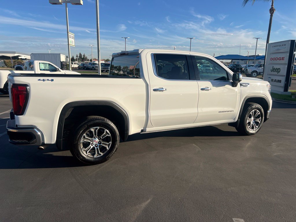 Used 2025 GMC Sierra 1500 SLT AWD/4WD image 10