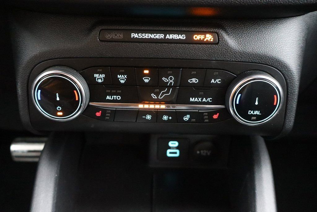 Used 2023 Ford Escape ST-Line image 12