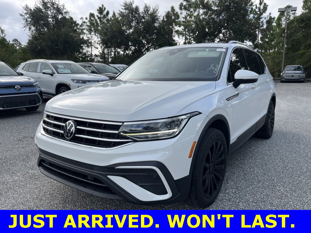 Used 2023 Volkswagen Tiguan SE