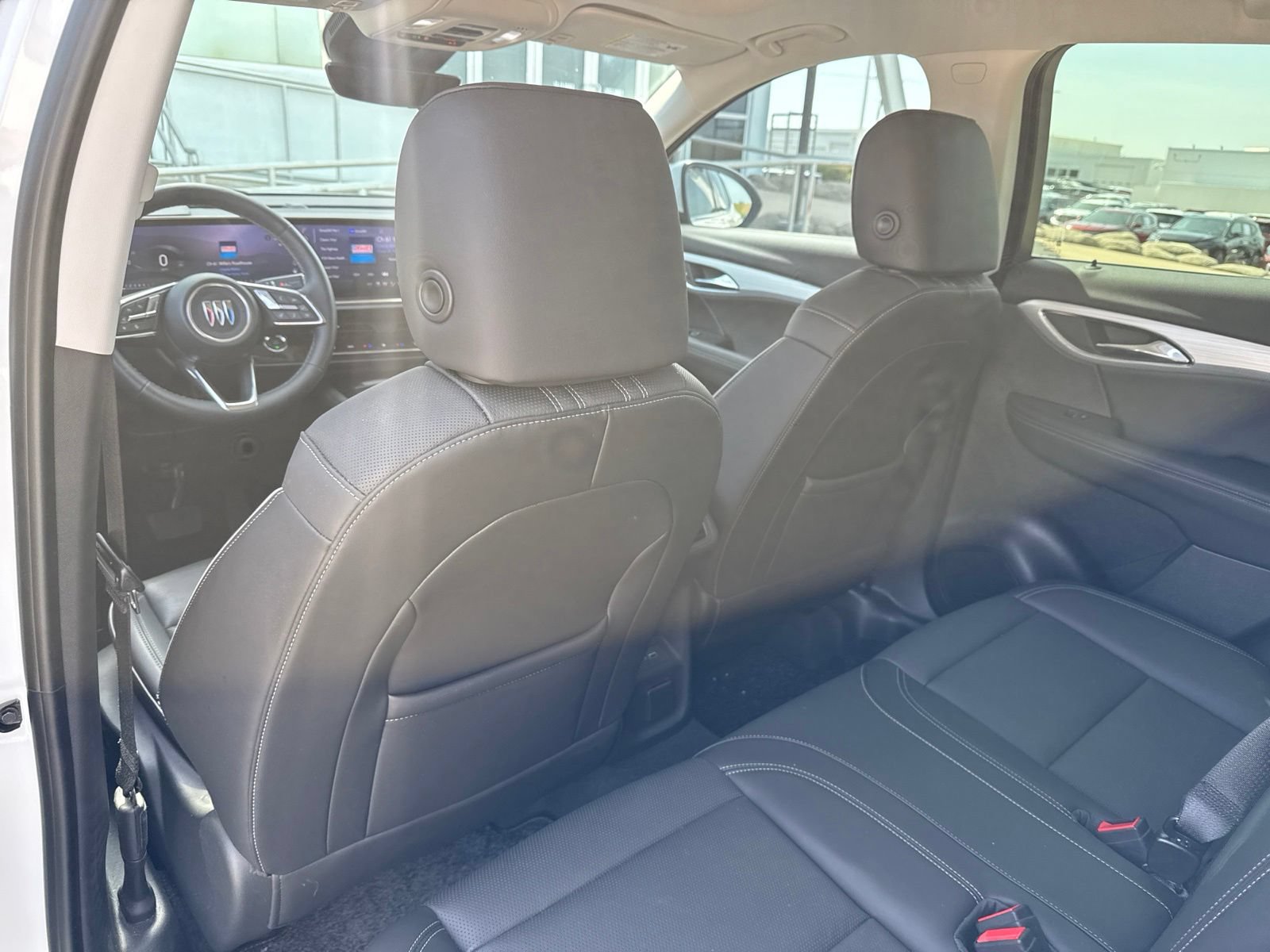 Used 2024 Buick Envision Avenir AWD/4WD image 13