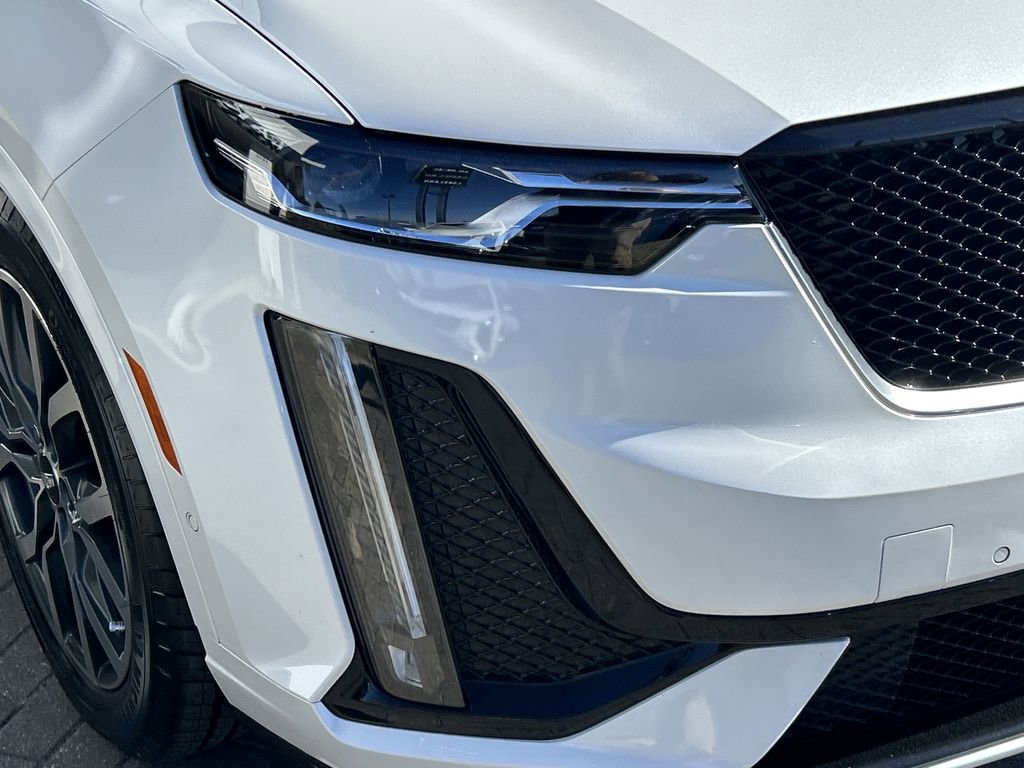 Used 2023 Cadillac XT6 Sport w/ Technology Package image 7