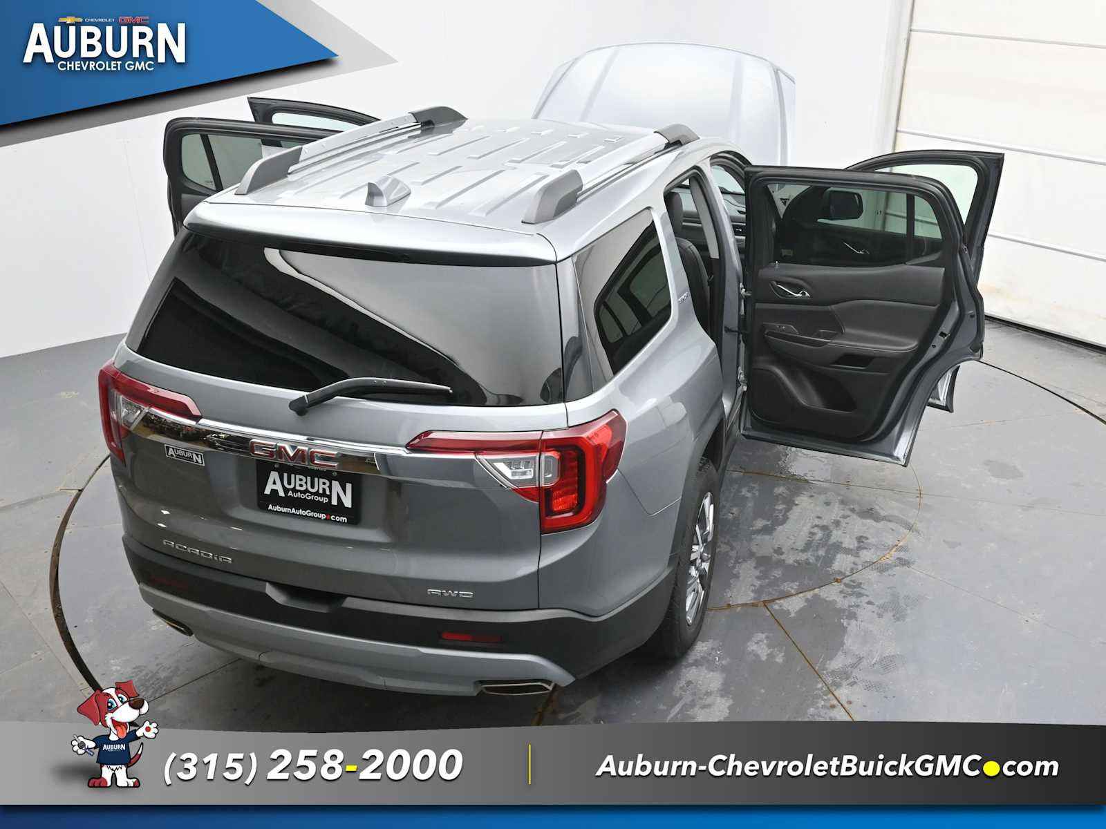 Used 2023 GMC Acadia SLT image 37