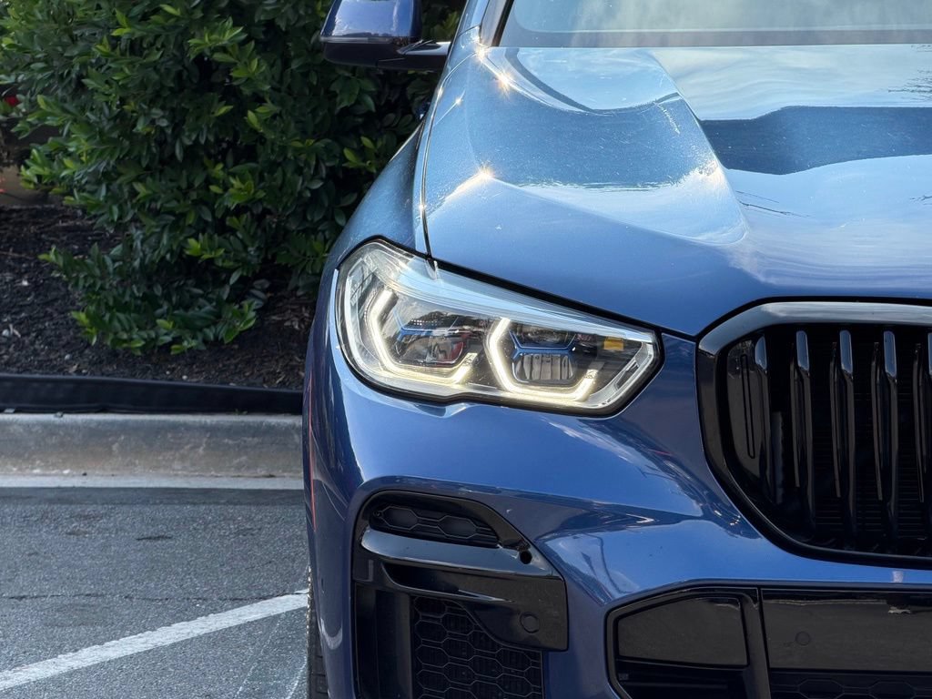Used 2022 BMW X5 M50i w/ Executive Package AWD/4WD image 4