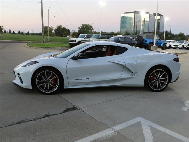 Used 2024 Chevrolet Corvette Stingray Coupe image 3