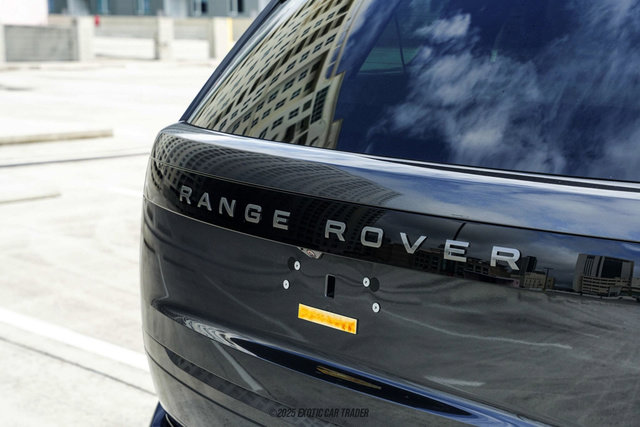 Used 2025 Land Rover Range Rover Long Wheelbase SE image 64
