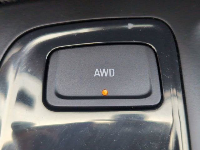 Certified 2023 Chevrolet Equinox RS w/ RS Leather Package image 36