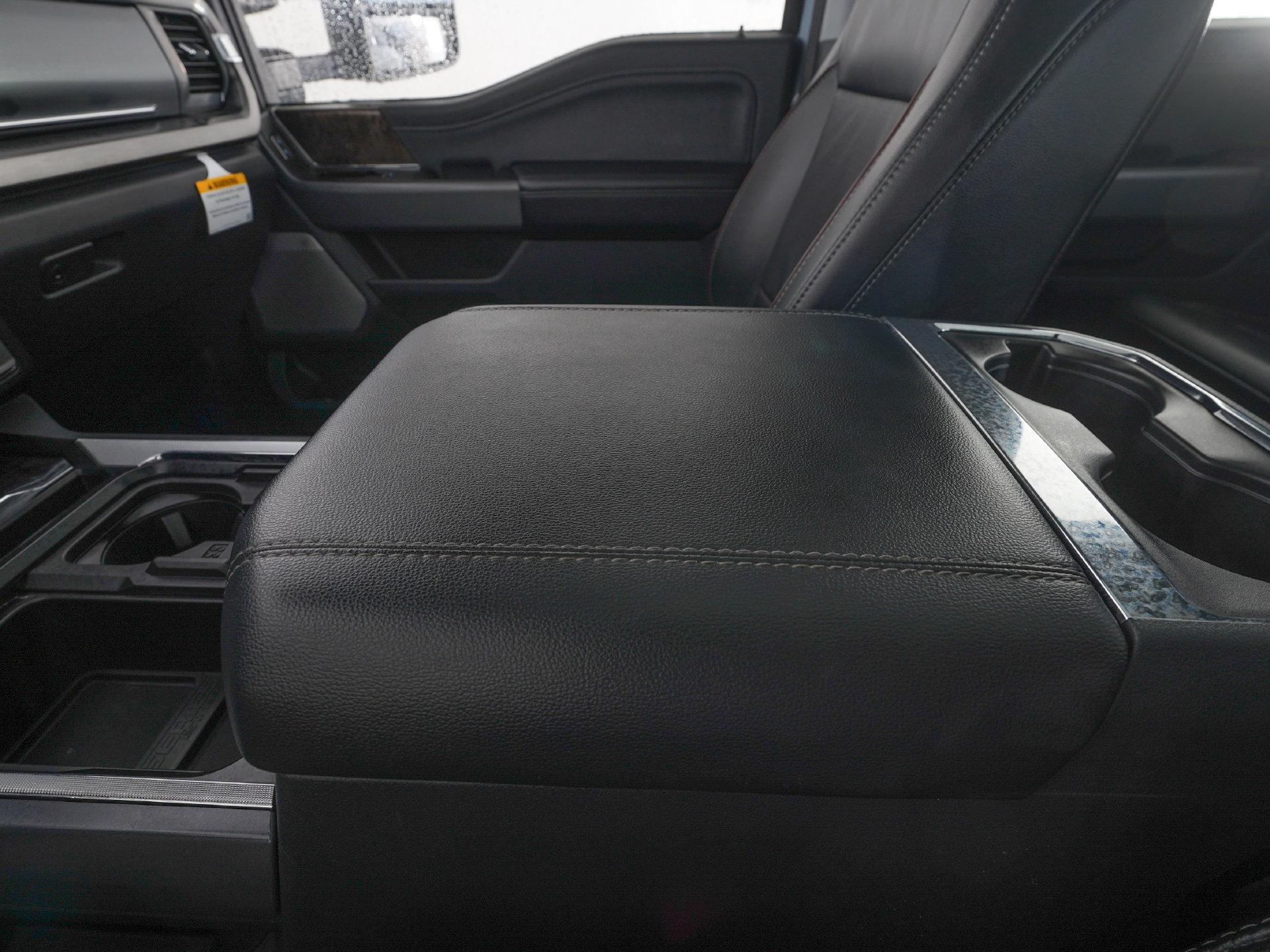 Used 2024 Ford F450 Lariat w/ Lariat Ultimate Package AWD/4WD image 30