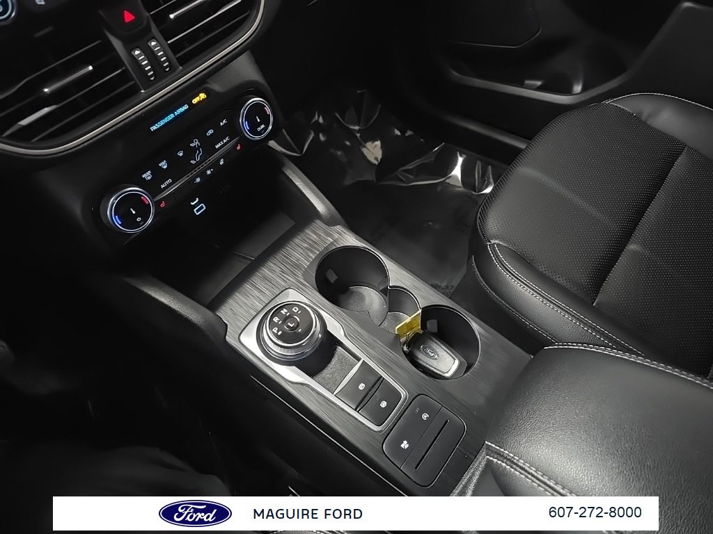 Used 2022 Ford Escape SEL w/ Technology Package image 26