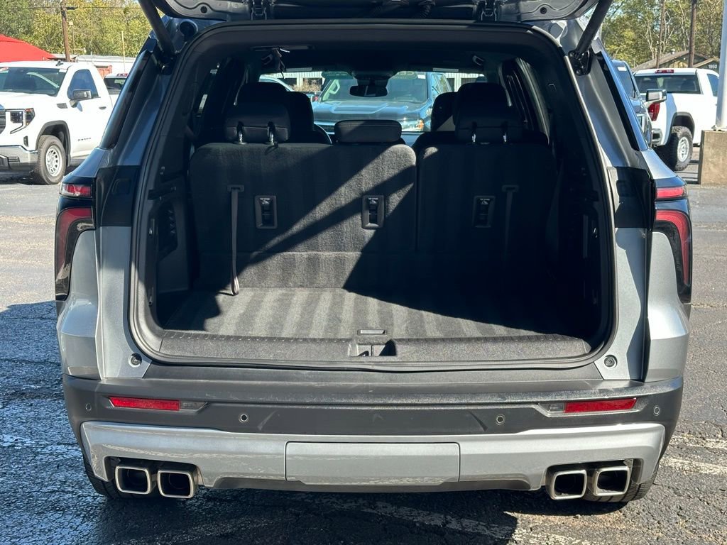 Certified 2025 Chevrolet Traverse LT image 8