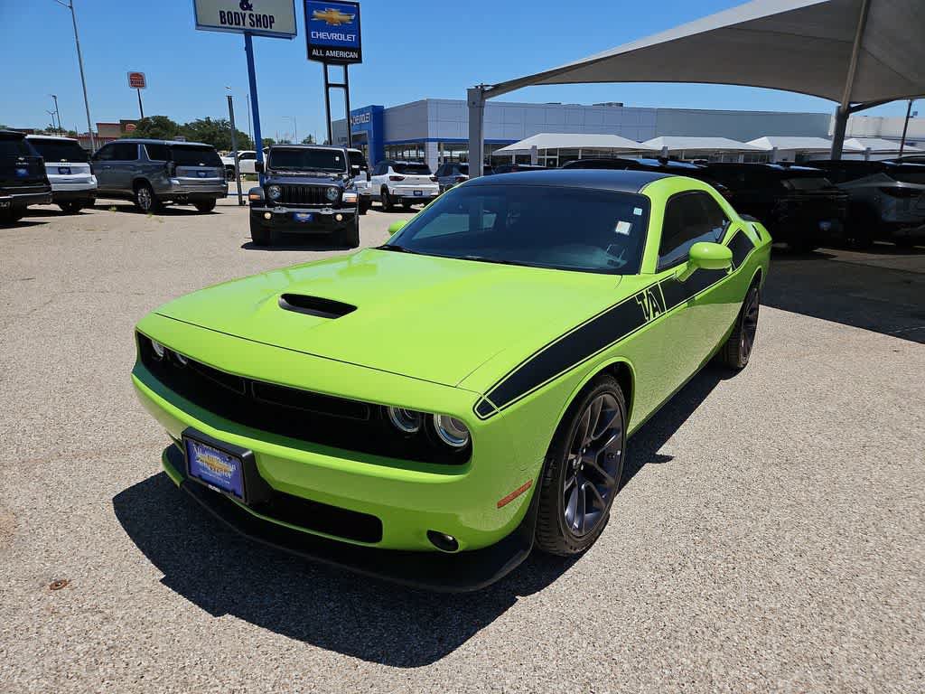 Used 2023 Dodge Challenger R/T w/ T/A Package RWD image 4