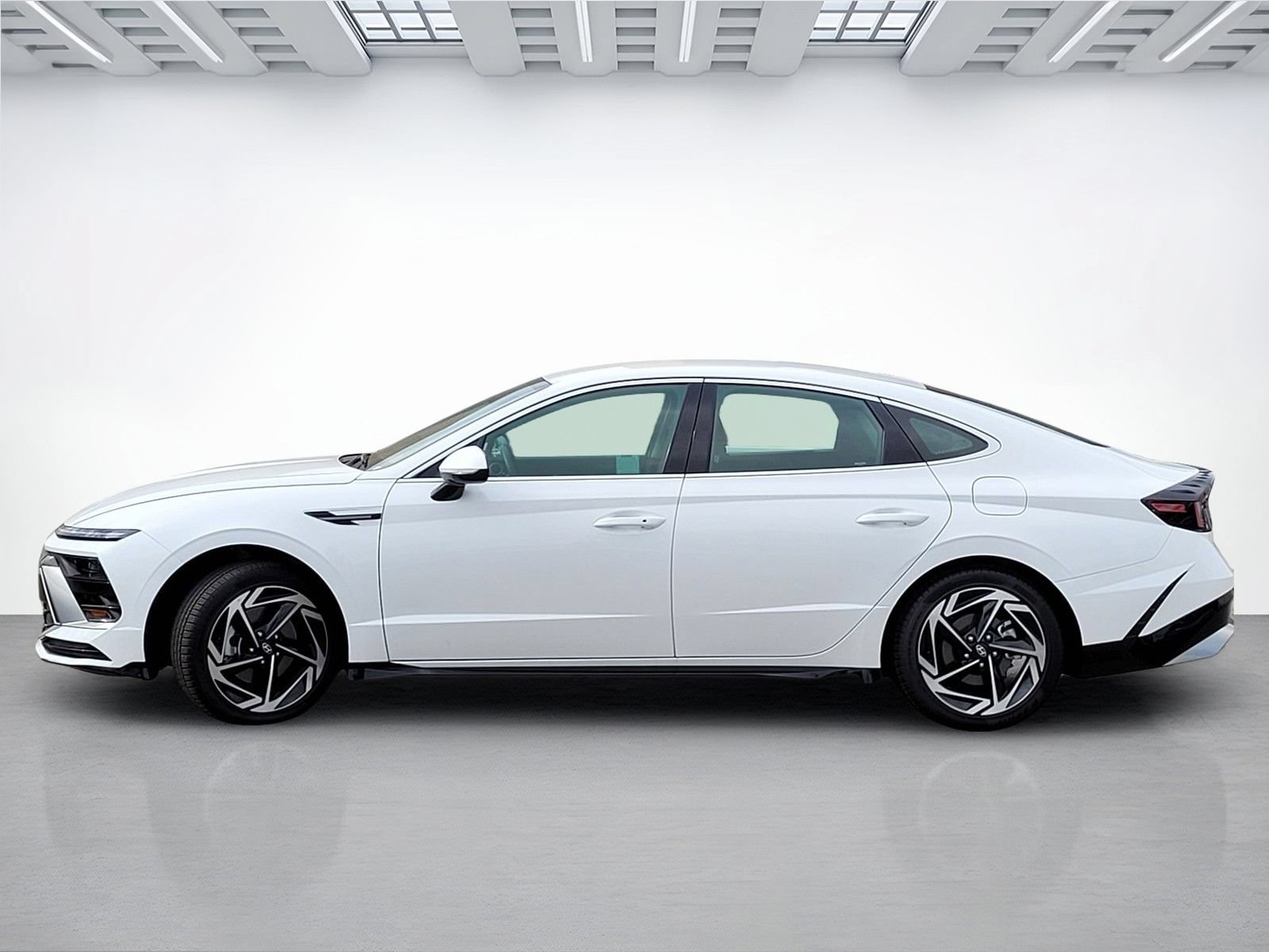 Certified 2026 Hyundai Sonata SEL FWD image 7