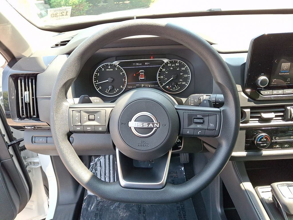 Used 2025 Nissan Pathfinder S AWD/4WD image 20