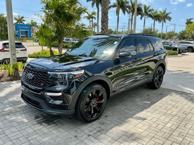 Used 2023 Ford Explorer ST w/ Equipment Group 401A AWD/4WD image 3