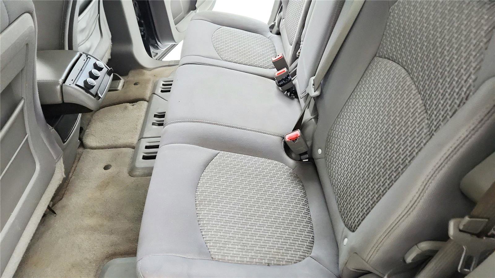 Used 2009 Chevrolet Traverse LT AWD/4WD image 17