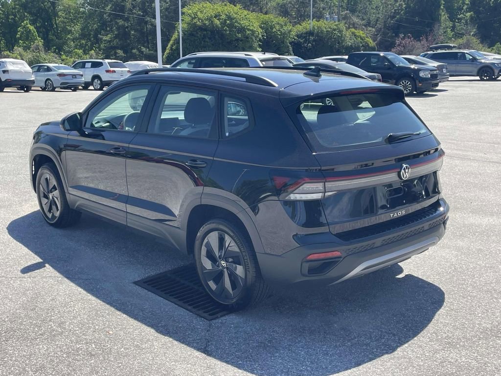 Used 2025 Volkswagen Taos S FWD image 4