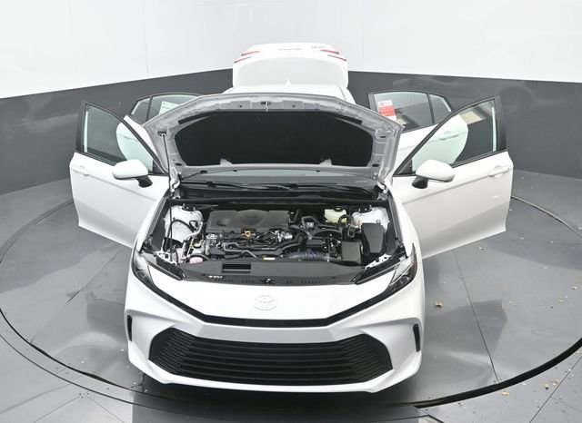 New 2026 Toyota Camry LE FWD image 32