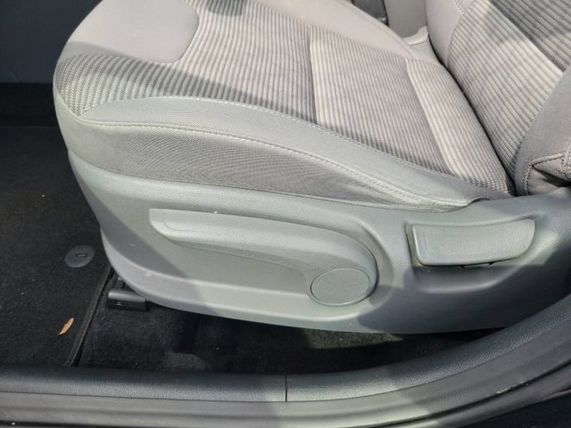 Used 2018 Kia Niro LX FWD image 14