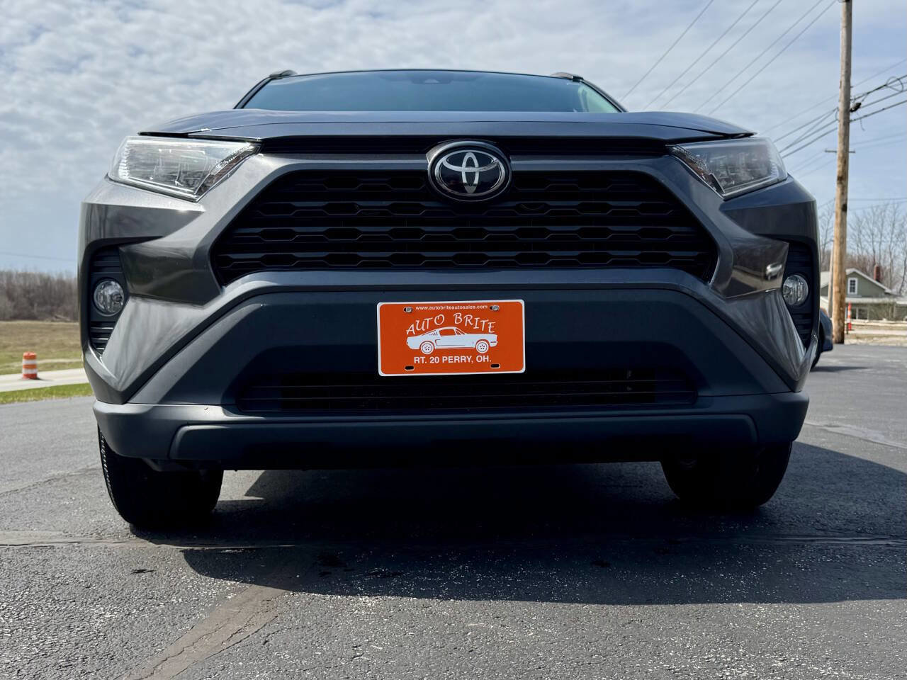 Used 2020 Toyota RAV4 XLE image 7