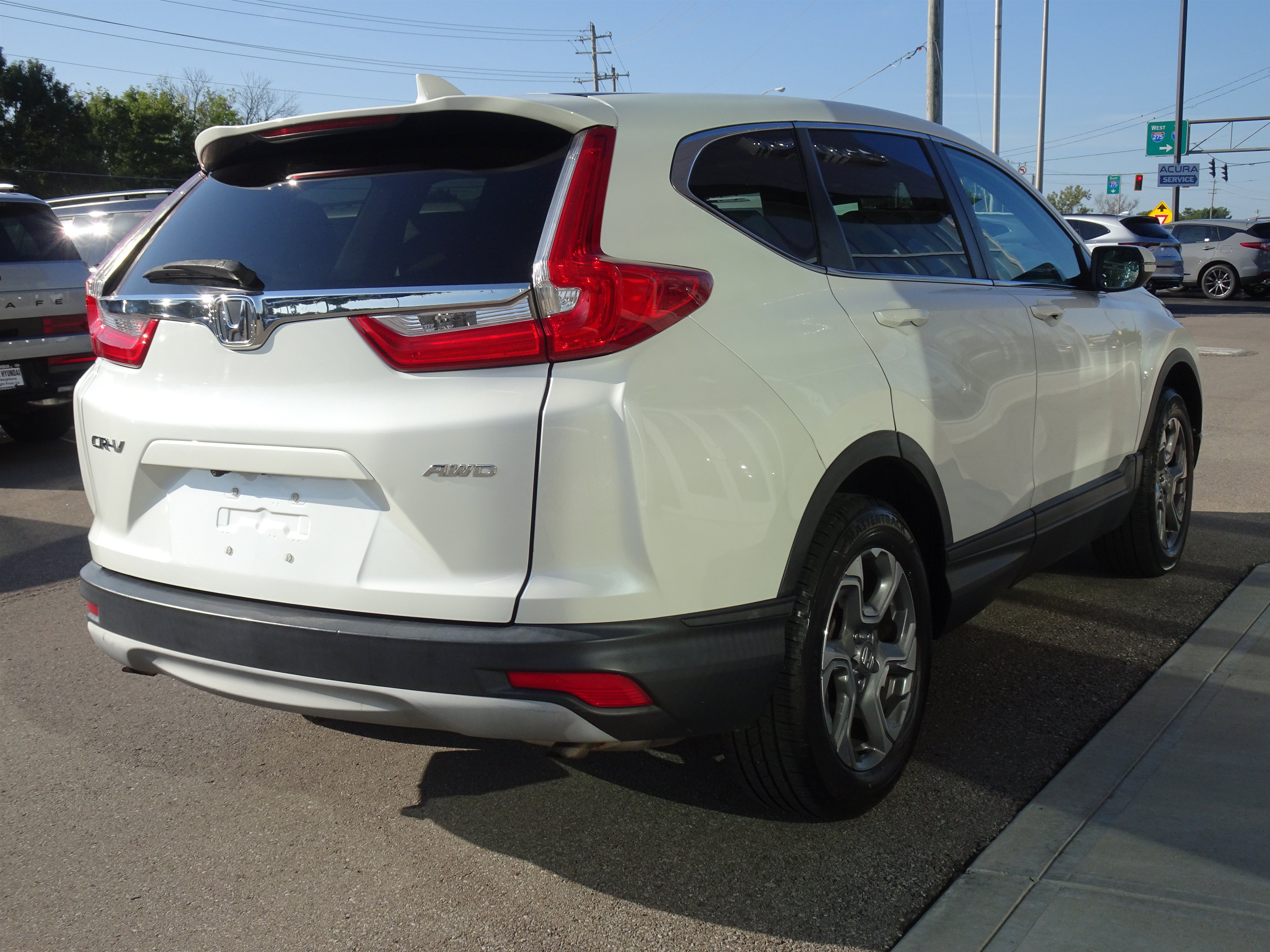 Used 2017 Honda CR-V EX-L image 6