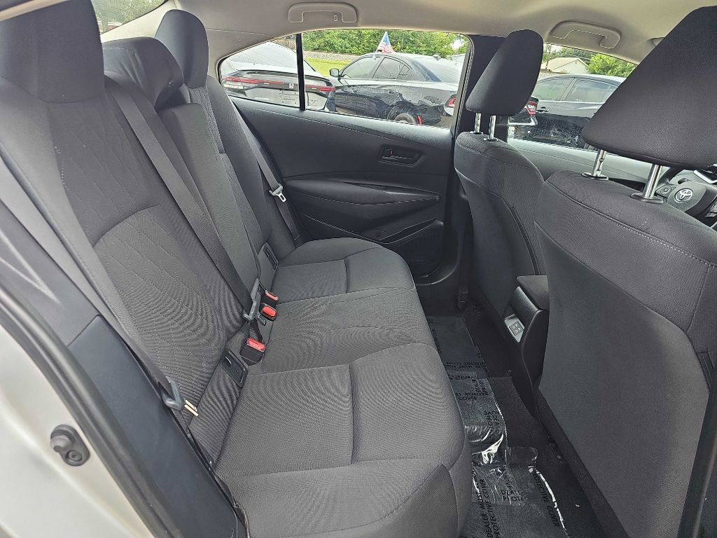 Used 2024 Toyota Corolla LE image 18