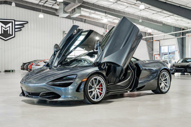 Used 2018 McLaren 720S Performance image 2